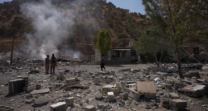 ئێران هەڕەشە لە حزبەكانی رۆژهەڵات دەكات: تا مانگی ئاب چاوەڕێ‌ دەكەین